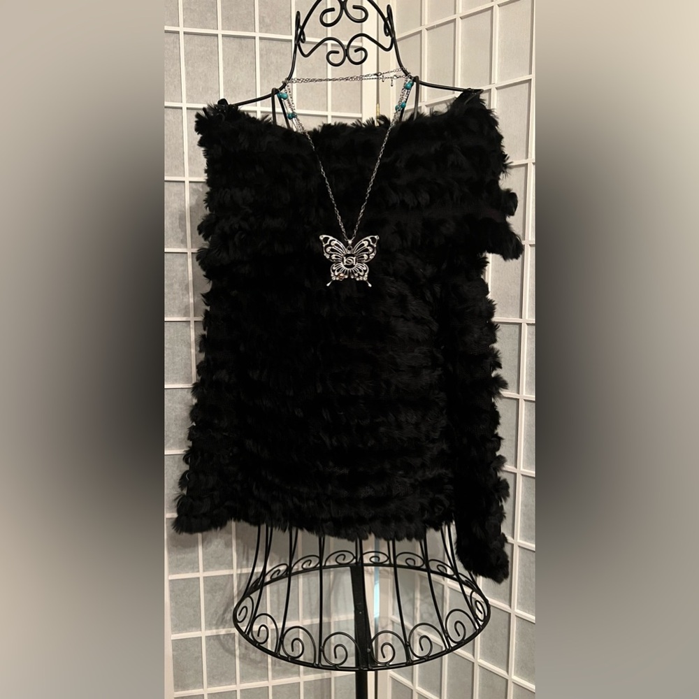 BCBG MAXAZRIA Rabbit Fur Off-Shoulder Top Black NWT - Picture 8 of 15
